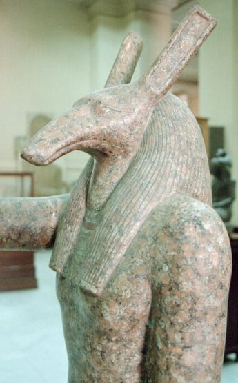 Széth szobra Ramszesz idejéből (Medinet Habuban találták)